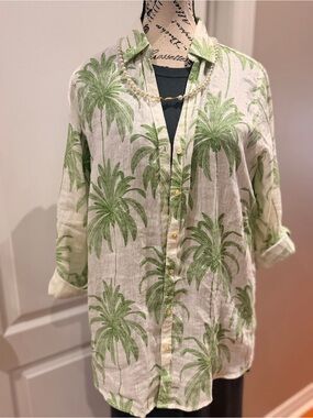 Tahari 100% Linen Shirt with Light Green Palm Detail